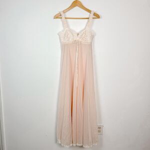 Vintage Olga 1970s/1980s Petal Pink White Floral Lace Chiffon Sheer Nightgown